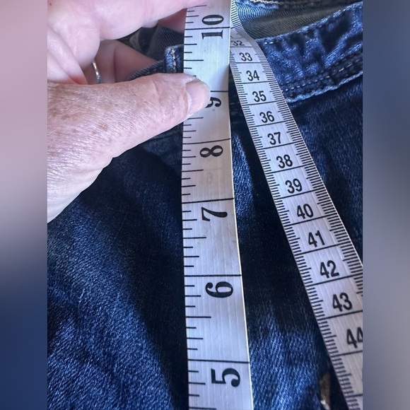 Carhartt size 12 regular slim fit carpenter jeans. Great details! EUC - Picture 14 of 16